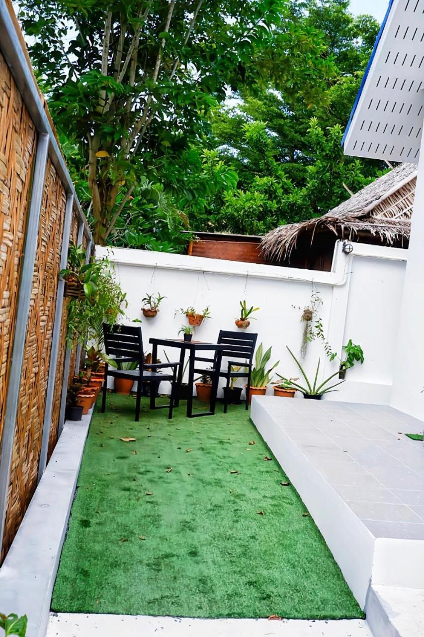 Kingsacre Hotel Nai Yang Beach Exterior foto